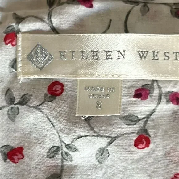 Eileen West White and Red Nightgown with Lace Trim s new without tags